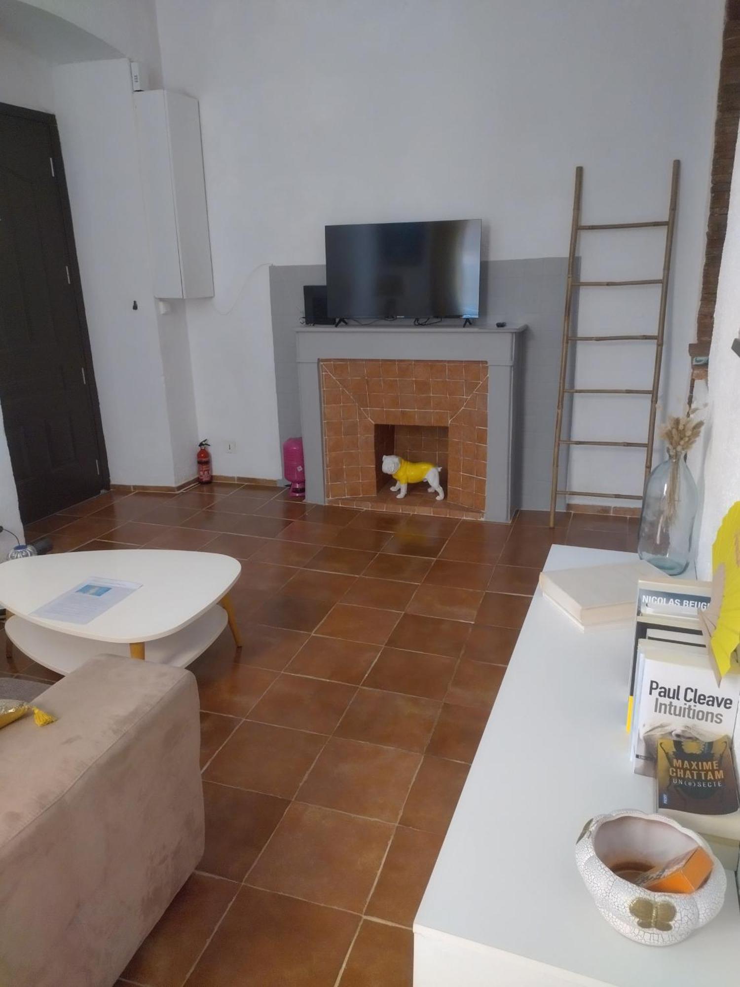 Appartement Meuble En Plein Centre De Bastia Bastia  Buitenkant foto